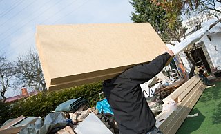 Sie planen eine energetische Sanierung? Dann sollten Sie wegen der aktuell unsicheren politischen Lage die Fördergelder zeitnah beantragen. - Florian Schuh/dpa-tmn
