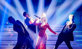 Sängerin Marie Reim bei einer Probe zum deutschen Vorentscheid «Eurovision Song Contest - Das deutsche Finale 2024». - Christoph Soeder/dpa