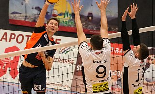 Der Countdown zum Saisonstart läuft: Die Post-SV-Herren hoffen ab dem ersten September-Wochenende weiter auf die Punkte von Felix Dammann (l.). Foto: Andreas Zobe - Foto: Andreas Zobe/NW