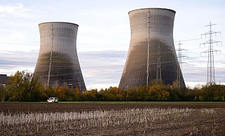 Die beiden Kühltürme ragten jeweils 160 Meter in den Himmel. - Sven Hoppe/dpa