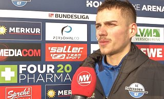 Filip Bilbija vom SC Paderborn steht im Videointerview Rede und Antwort. - Robert Hilberath