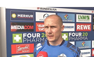 Paderborns Angreifer Sven Michel steht im Video-Interview Rede und Antwort. - NW