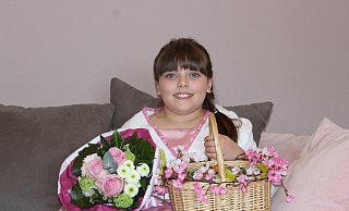 Filiz (9) freut sich darauf, nach 4-jähriger Pause endlich wieder auf das Kirschblütenfest zu gehen und das sogar als Kirschblütenfee. - Eric Pielsticker