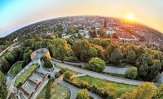 Eindrucksvolles Sparrenburg-Panorama zu Sonnenaufgang: Bielefeld existiert - und wie! - Sarah Jonek