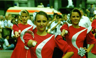 Junge Menschen, die für Weltoffenheit werben, gehören ab den 1960er-Jahren zum Liborifest. - Stadt- und Kreisarchiv Paderborn