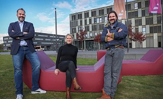 Prof. Tim Kampe, Dr. Stefanie Pannier und Martin Kalis sind drei der insgesamt acht Mitarbeiter des neugegründeten Center for Entrepreneurship an der Fachhochschule Bielefeld.  - Sarah Jonek