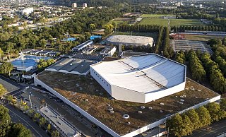 Die St. Jakobshalle fasst etwa 12.000 Menschen (Archivbild) - Georgios Kefalas/KEYSTONE/dpa