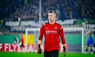Der 26-jährige Torhüter Markus Schubert musste in drei Ligaspielen für den SC Paderborn nur zweimal hinter sich greifen. Im Spiel gegen Eintracht Braunschweig hielt er seinen Kasten sogar sauber. - Besim Mazhiqi