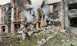 Kriegsschäden in Mykolajiw (Symbolbild). Die Verschleppung von Kindern aus der Ukraine beschäftigt bereits den Internationalen Strafgerichtshof. - Uncredited/National Police of Ukraine/AP/dpa