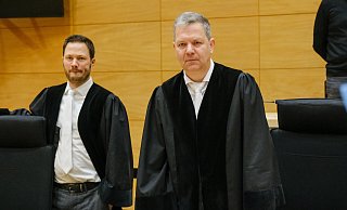 Richter Carsten Glashörster ist ein geduldiger Mensch - aber bei den Zeugenaussagen der vergangenen Verhandlungstage blieb auch er nur schwer ruhig. - Andreas Zobe