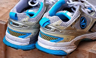 Bei einer Spendenaktion für den nach dem 10-Kilometer-Lauf beim Salzkotten-Marathon verstorbenen Paderborner zeigt sich eine große Solidarität. (Symbolbild) - Pixabay/matthiasboeckel