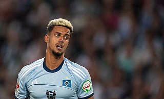 Traf in den bisherigen sechs Zweitliga-Partien viermal: Hamburgs Robert Glatzel. - Swen Pförtner/dpa