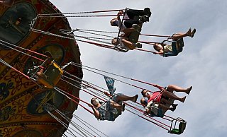 Für Personen ab 12 Jahren sollte laut NRW-Städtetag im Freizeitbereich 2G gelten. - AFP