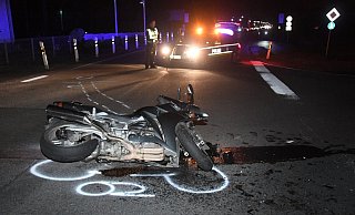 Die Fahrerin eines Nissan Qashqai übersah ein von links herannahendes Motorrad. - Andreas Eickhoff