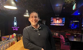 Marc Amiri hat das frühere "Ührken" übernommen. Im historischen Gewölbekelller des Burgmannshofes herrscht mit dem Club "Felis 54" wieder Gastronomiebetrieb. - Kirsten Tirre