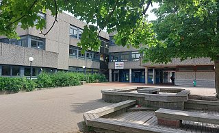 Die Sekundarschule am Stiepenweg in Warburg mit ihrem Teilstandort in Borgentreich plant eine Neubenennung. - Dieter Scholz