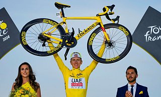Holt Tadej Pogacar dieses Jahr seinen vierten Tour-Sieg? - Jerome Delay/AP/dpa