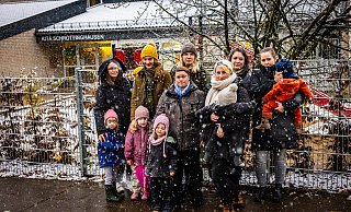 Erster Schnee und zusätzliche Probleme: Neue Vorgaben stellen Kinder und Eltern der Kita Schröttinghausen vor Herausforderungen. - Mike-Dennis Müller / www.mdm.photo