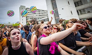 Auch beim Campus-Festival 2025 in Bielefeld wird der Platz vor der Hauptbühne wieder gut gefüllt sein. - Mike-Dennis Mller / www.mdm.photo