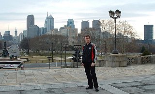 Christian Dick lebt in den USA.