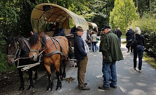 Zweimal ist das Ziel der Stadtführer das Restaurant „Fischerhütte“ in Bad Lippspringe. Mit dem Planwagen waren sie bereits im vergangenen Jahr dort. Im kommenden Jahr ist zusätzlich eine Fahrradtour vorgesehen. - Otmar Lüke
