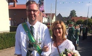 Majestäten: Jürgen und Nicole Lange regieren das Schützenvolk in Lichtenau. - Anja Ebner