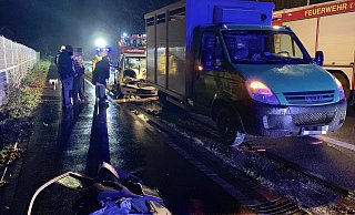 Die Unfallstelle auf der B239 bei Kirchlengern. - Stefan Boscher