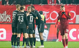 Der SC Paderborn setzte sich auf dem Betzenberg durch. - Uwe Anspach/dpa
