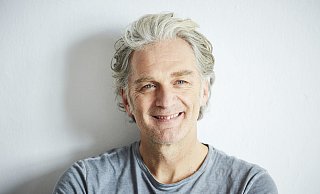 Im Januar lesen Mariele Millowitsch und Walter Sittler aus dem Roman "Alte Liebe" von Elke Heidenreich und Bernd Schroeder. - Steffi Henn