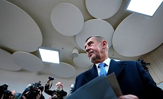 Andrej Babis am Freitag im Wahllokal. - Petr David Josek/AP/dpa
