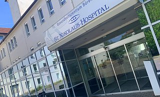 In der verlassenen St.-Nikolaus-Klinik lagern die vom Youtuber ItsMarvin gezeigten Akten nun hinter gesicherten Türen. - Jens Reddeker