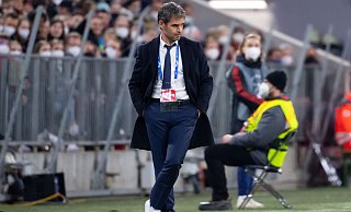 Sieht sich Anschuldigungen einer Ex-Spielerin ausgesetzt: Der derzeit vereinslose Trainer Didier Olle-Nicolle. - Sven Hoppe/dpa