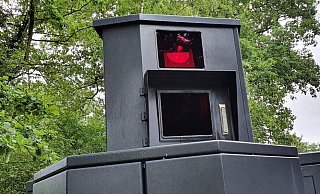 Der Blitzer hat wieder einmal einen neuen Standort in Gütersloh bezogen. - Irja Most (Archiv)