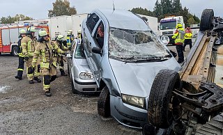 Feuerwehr und Rettungskräfte aus dem Kreis Höxter proben in Steinheim den Ernstfall. - Burkhard Battran