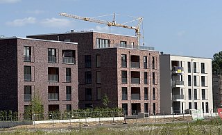 Die markanten Punkthäuser in der Helene-Lange-Straße bieten Eigentumswohnungen mit Wohnflächen von etwa 50 bis 145 Quadratmetern. - Stadt Paderborn