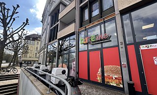Die Fast-Food-Filiale von Burgerme am Grimpenwall 3 in Minden dient als zentrale Küche für mehrere virtuelle Marken. MT-Foto: - Patrick Schwemling