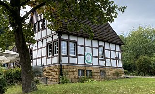 In Gefahr: das Ausflugslokal (und Vereinsheim) "Am Steinbrink" muss dringend saniert werden, sonst bricht bald eine Wand weg. - Heimo Stefula