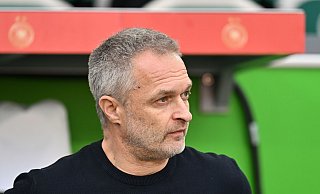 Frauen-Bundesliga Christian Wück ist als Kommunikator gefordert - Swen Pförtner/dpa
