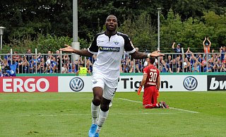 Jubelt derzeit häufiger: Streli Mamba traf im Pokal gegen Rödinghausen und auch in Leverkusen in der Liga. - Ulrich Petzold