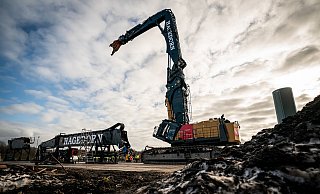 Mit einem Hubraum von 23,15 Litern kommt er auf 771 PS. - Hagedorn