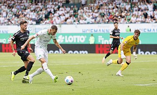 Der Ticker zum Auswärtsspiel des SC Paderborn gegen Greuther Fürth. - dpa