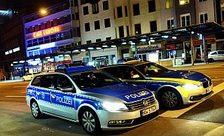 Die Polizei wurde zu einem Unfall auf dem Bielefelder Jahnplatz gerufen. Doch irgendetwas stimmte an der Unfallschilderung nicht. - Symbolfoto: Barbara Franke