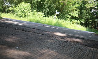 Die Kante am Elsedamm soll bald der Vergangenheit angehören. - Björn Kenter