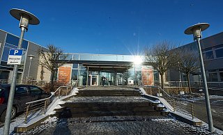 Das Gebäude der Industrie- und Handelskammer (IHK) in Detmold. Dort beginnt am 11. Februar der Auschwitz-Prozess. - dpa