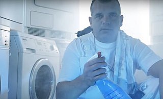 Dennis "Klatsche" Krüger aus Hannover hat den "Miele-Song" aufgenommen. - Screenshot/Youtube
