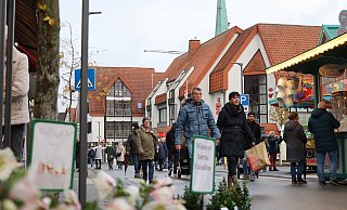 Beim Herbstfest sorgten der verkaufsoffene Sonntag und die Regionalmesse in der Stadthalle für Besucherinteresse. - Regina Brucksch