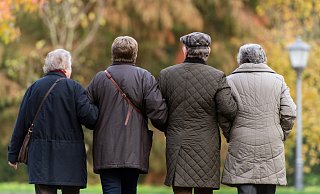 Es geht den Verantwortlichen um mehr Teilhabe der Senioren, um ihre Ideen und Konzepte fürs Leben im Alter. - picture alliance/dpa