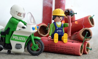 Die Polizei wird in der SiIvesternacht verstärkt Präsenz zeigen. - picture alliance / dpa