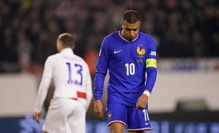 Ein Abend zum Vergessen für Kylian Mbappé. - Darko Bandic/AP/dpa