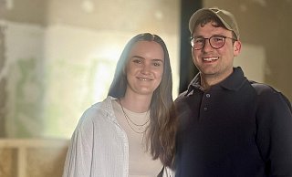 Julia Ruhe und Espen Neidiger eröffnen in der Obermarktstraße das Bistro "Das Lykke". Das junge Paar erfüllt sich damit einen Traum. MT-Foto: - Patrick Schwemling